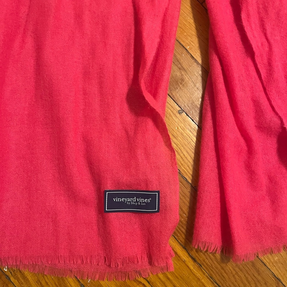 Vineyard Vines Scarf!